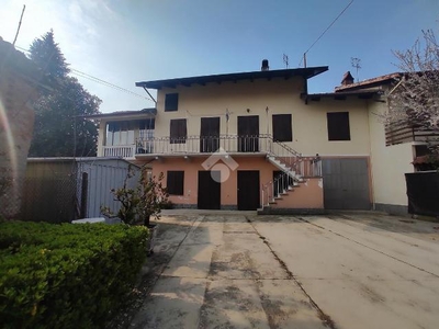 Casa indipendente in vendita a Rocca Canavese