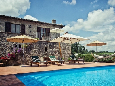 Private villa with swimming pool in Umbria