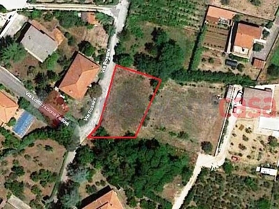 Terreno edificabile in vendita a Cervaro