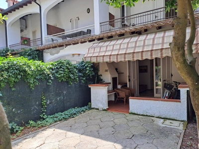 Villa a schiera in vendita a Comacchio Ferrara Lido Di Spina