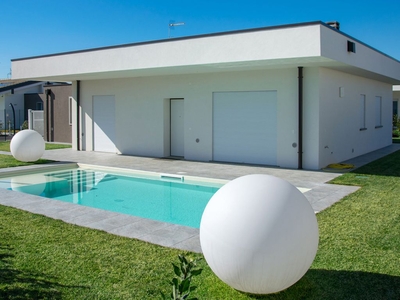 Villa di 150 mq in vendita Via Taccone, Padenghe sul Garda, Brescia, Lombardia