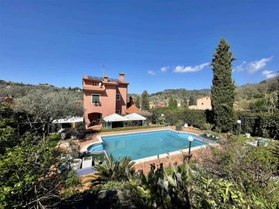 Villa in ottime condizioni a Sarzana