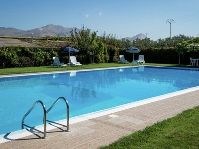 Bella casa a Sciacca con giardino e piscina