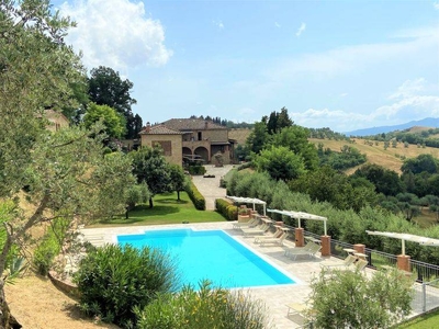 Casa a Volterra con barbecue, terrazza e piscina