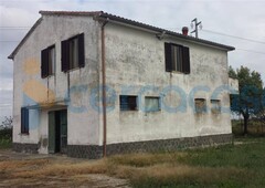 Azienda agricola da ristrutturare, in vendita in Vulci 22, Montalto Di Castro
