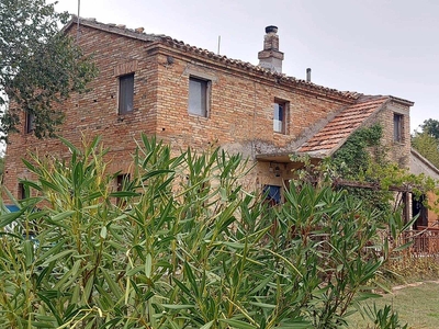 Casa singola in vendita a Belvedere Ostrense Ancona