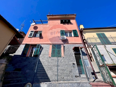 Vendita Casa indipendente Via Lodi, 229
Molassana, Genova