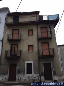 Ville, villette, terratetti Guardia Sanframondi CORSO UMBERTO I 78 cucina: Abitabile,