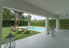 villa indipendente in vendita a Forte dei Marmi