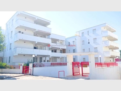 Appartamento in vendita a Lesina, Viale del Sole, 68 - Lesina, FG