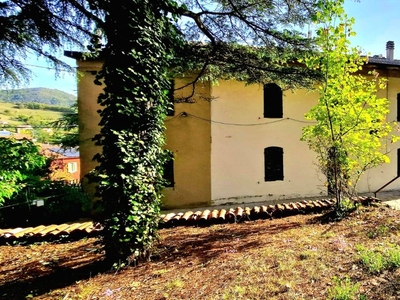 Palazzo in vendita a Gaggio Montano Bologna