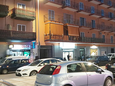 Posti auto sorvegliati prezzo modico a Bari