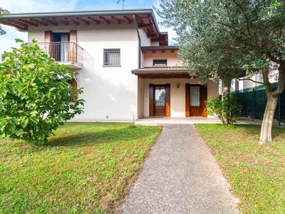 Villa in vendita a Fossalta Di Portogruaro Venezia