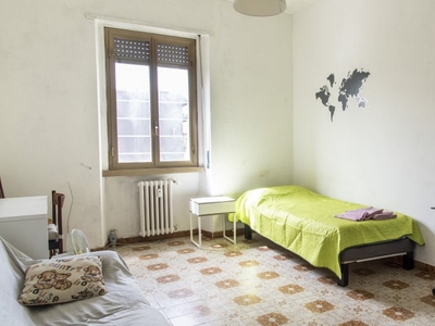 Arredato camera in appartamento a Pigneto, Roma
