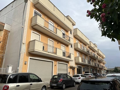 Appartamento in vendita a San Giorgio Ionico, via Oberdan, 2 - San Giorgio Ionico, TA