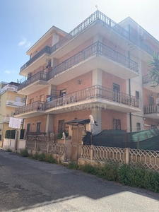 Casa a Fiumicino in Via Tula