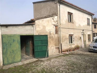 Casa singola in Via Aldo Chiorboli in zona Pescara a Ferrara