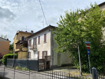 Casa singola in Via Bottego 3 a Salsomaggiore Terme