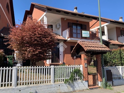 Villa in vendita a Rivalta Di Torino