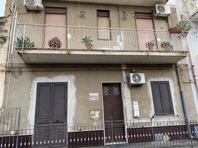 Appartamento in vendita a Scordia Catania
