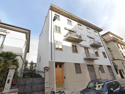 Appartamento in Via Francesco Crispi 18 in zona Porta a Prato, San Iacopino, Statuto, Fortezza a Firenze