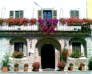 Casa indipendente in vendita a Bagnone