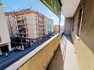 Vendita Appartamento via dellOmbra, Genova