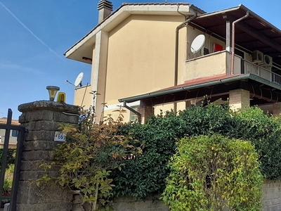 Villa Bifamiliare nuova a Manziana