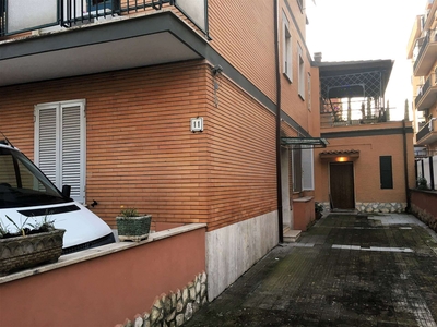 Appartamento in affitto a Roma Giardinetti