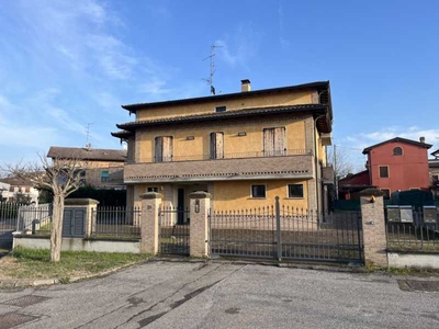 Appartamento in Vendita ad Gualtieri - 75000 Euro
