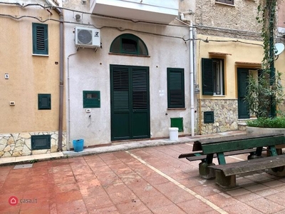Appartamento in Vendita in Largo cefalu a Santa Flavia