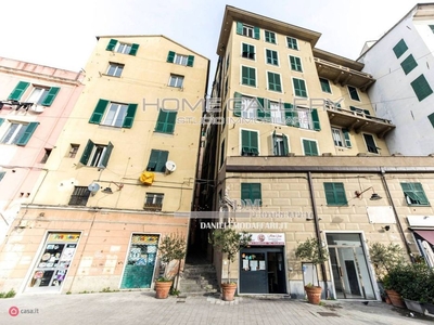 Appartamento in Vendita in Via Antonio Gramsci 29 a Genova