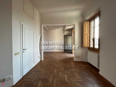 Appartamento in Vendita in Via Brunetto Latini a Firenze