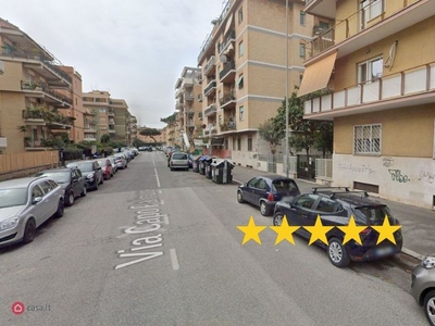 Appartamento in Vendita in Via Capo Palinuro a Roma