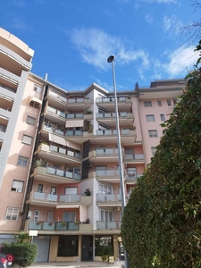 Appartamento in Vendita in Via Fratelli De Filippo 27 a Bari