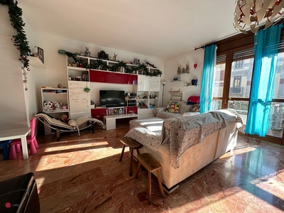Appartamento in Vendita in Via Gustavo Modena 4 a Milano
