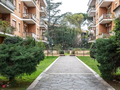 Appartamento in Vendita in Via Pian di Sco a Roma