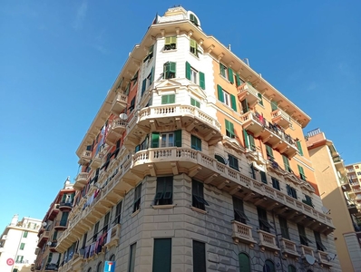 Appartamento in Vendita in Via Pietro Cristofoli 5 a Genova
