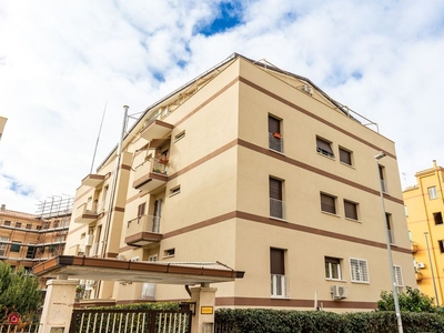 Appartamento in Vendita in Via Pieve Ligure 48 a Roma