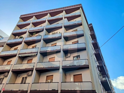 Appartamento in Vendita in Via Giuseppe Pisanelli 4 a Bari