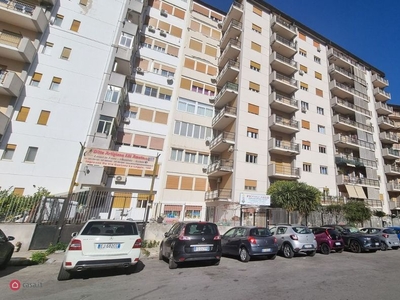Appartamento in Vendita in Via titone 4 a Palermo