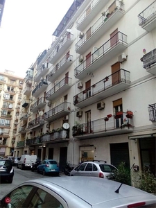 Appartamento in Vendita in Via Giuseppe Sequenza a Palermo