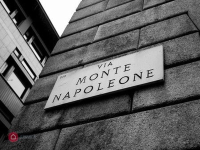 Attico/Mansarda in Vendita in Via Monte Napoleone a Milano