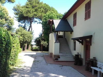 Casa colonica in vendita a Ancona