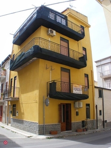Casa indipendente in Vendita in Via Rodolfo D'Anna 55 a Campofelice di Roccella