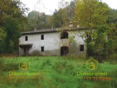 Terratetto - terracielo in Localita' Restone, 14 locali, 2 bagni