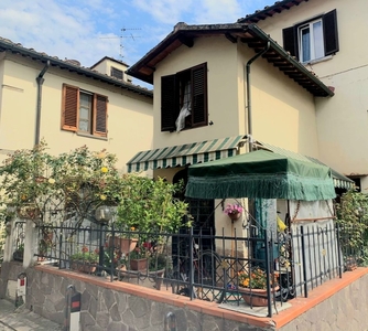 Terratetto unifamiliare in vendita a Firenze