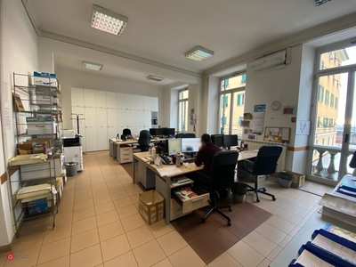 Ufficio in Vendita in Via Sampierdarena 27 a Genova