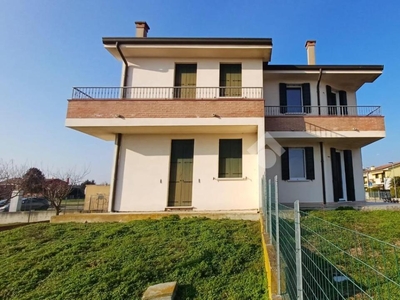 Villa in vendita a Agna