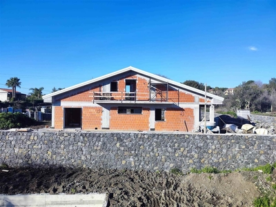 Villa in vendita a San Giovanni La Punta Catania